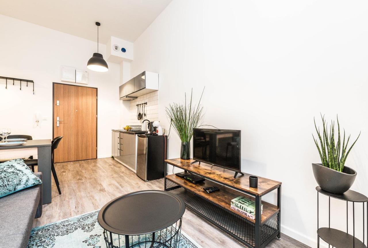 Apartament W Sercu Miasta Poznan Garbary 31 Exterior photo